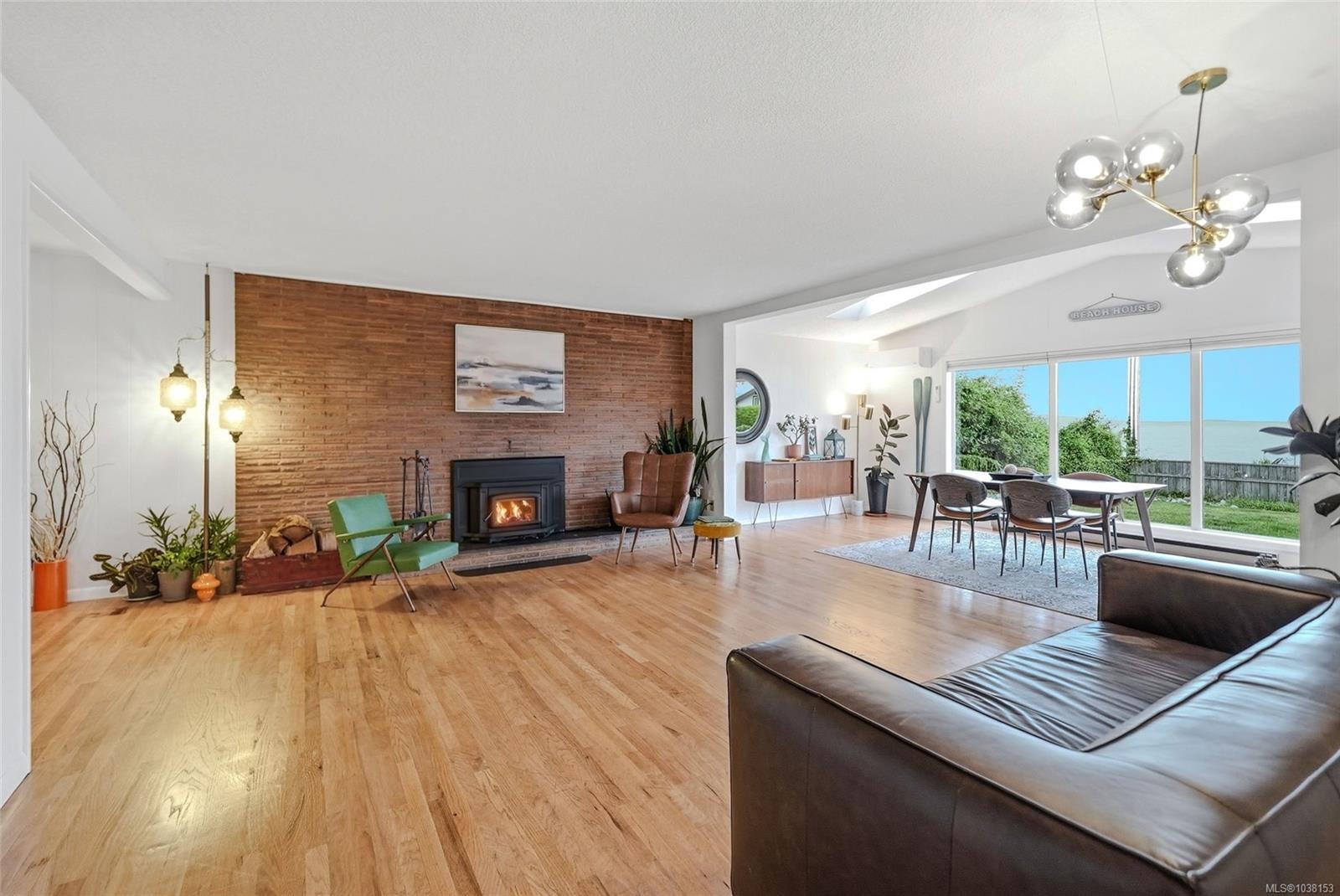 221 Elizabeth Ave