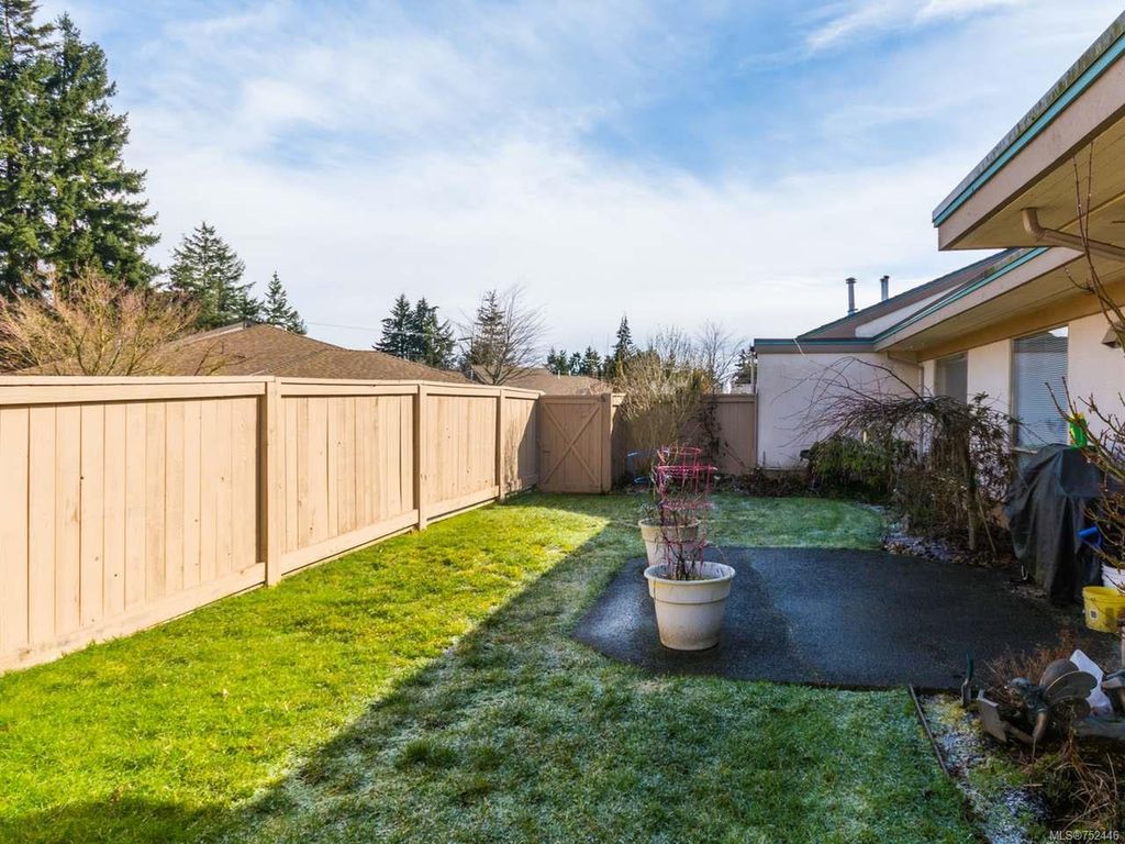 listing image 16046066644014015907