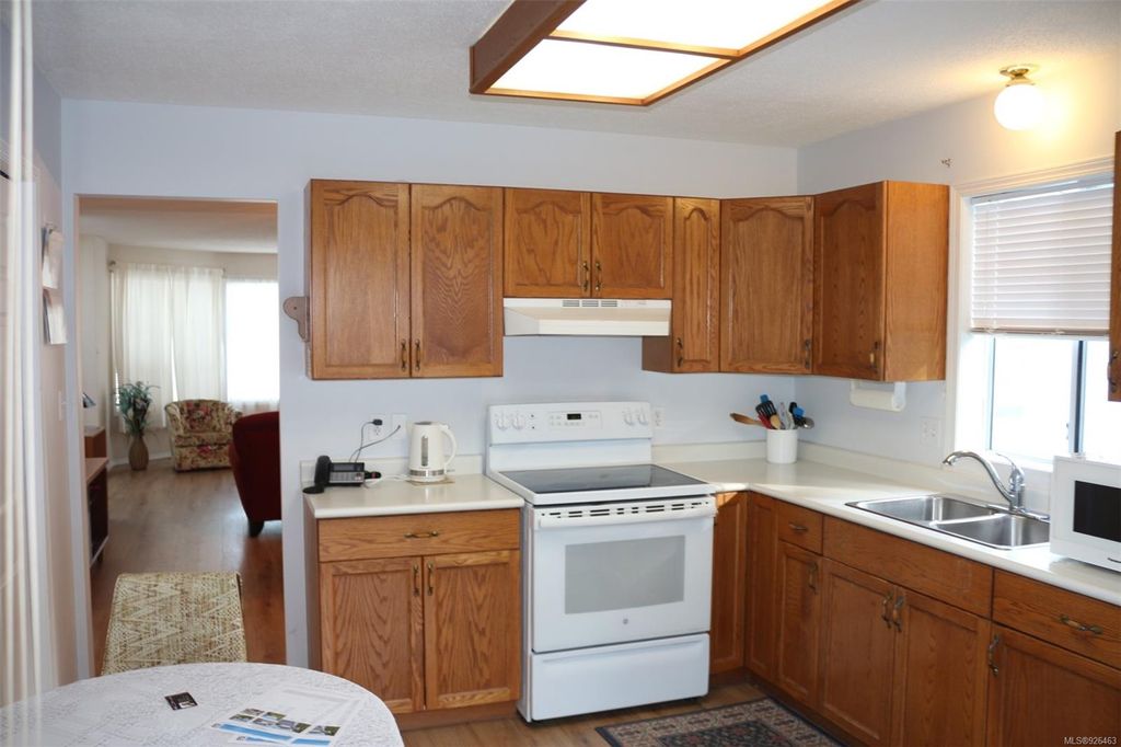 listing image 16049555815323414791
