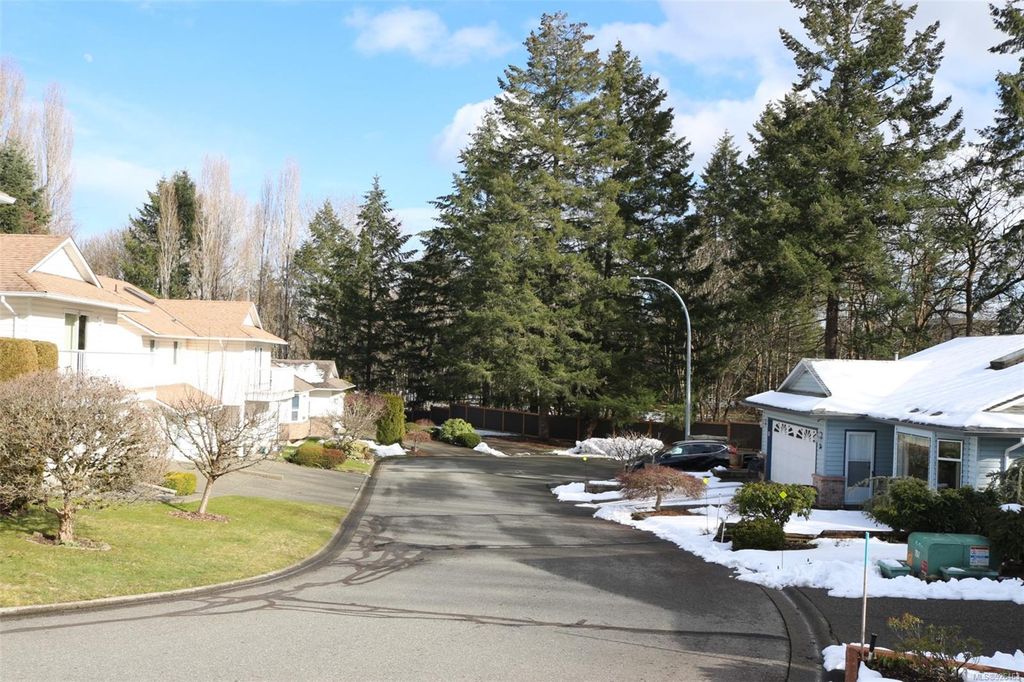 listing image 16048165125544208171