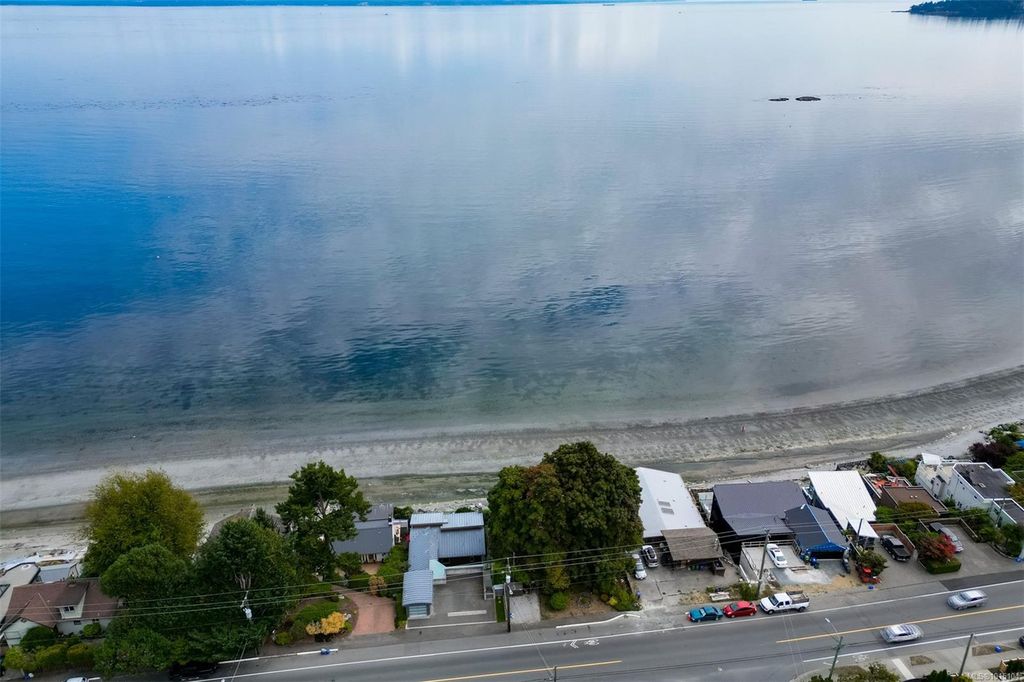 listing image 16040769593840869107