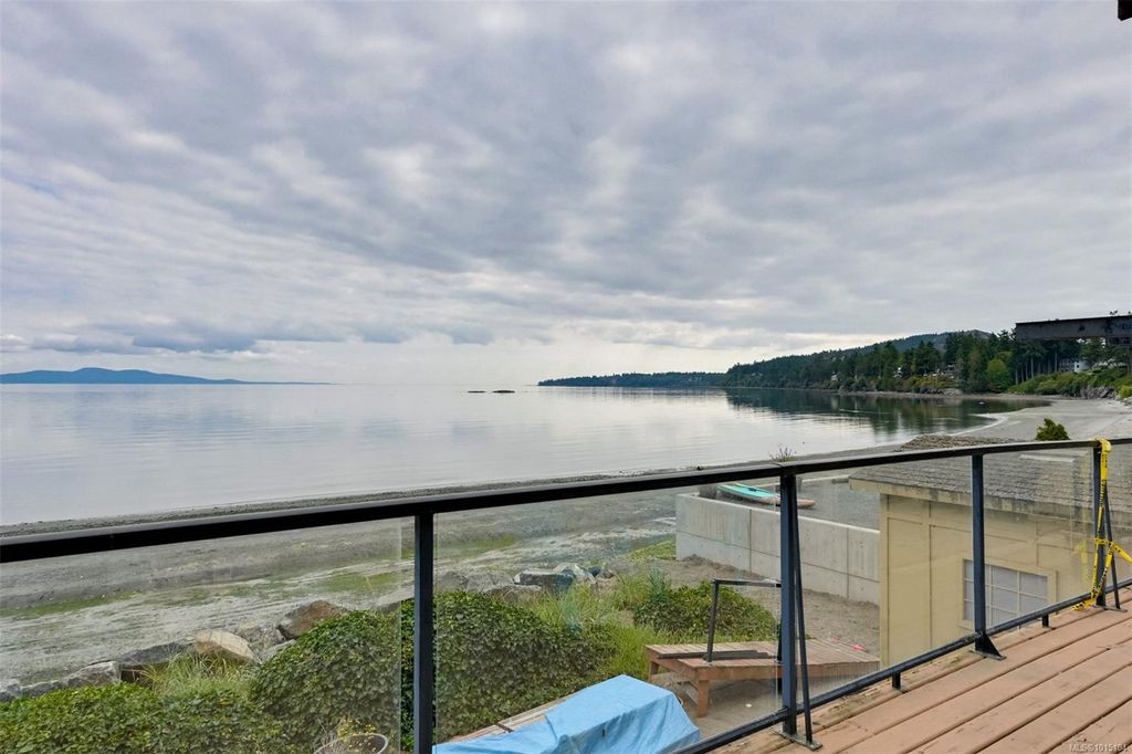 listing image 16048958092147071982
