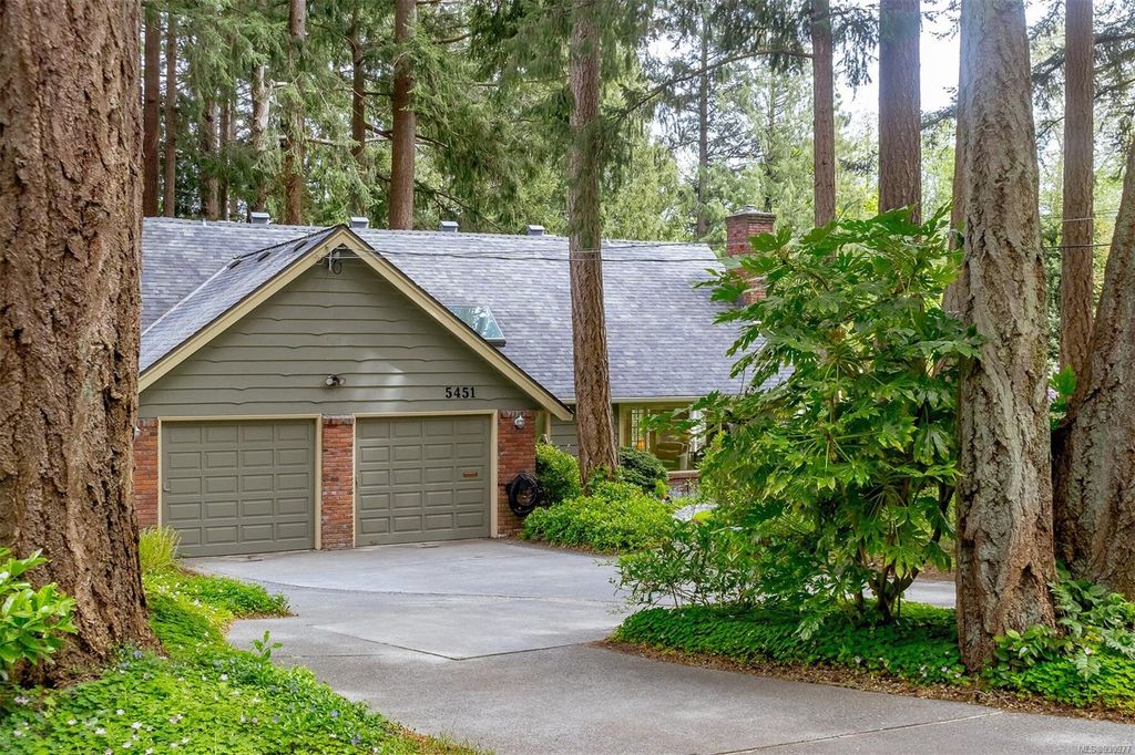listing image 16049425718795544892