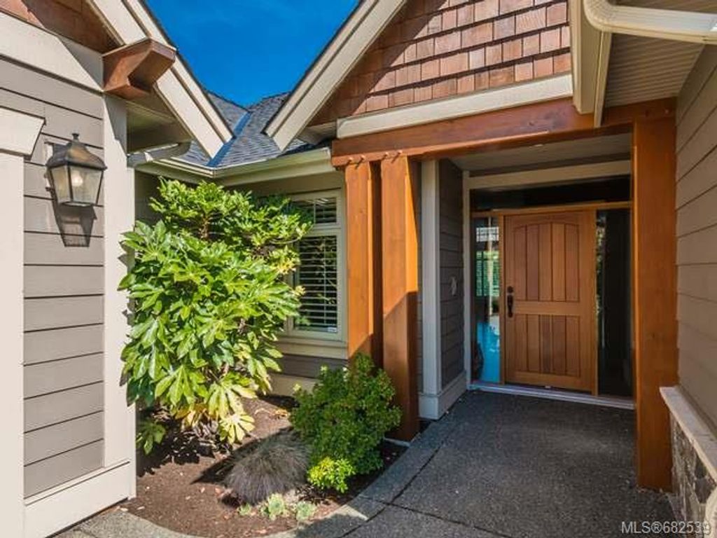 listing image 16049116454384690681