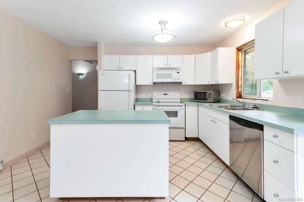 listing image 16043624029135350903