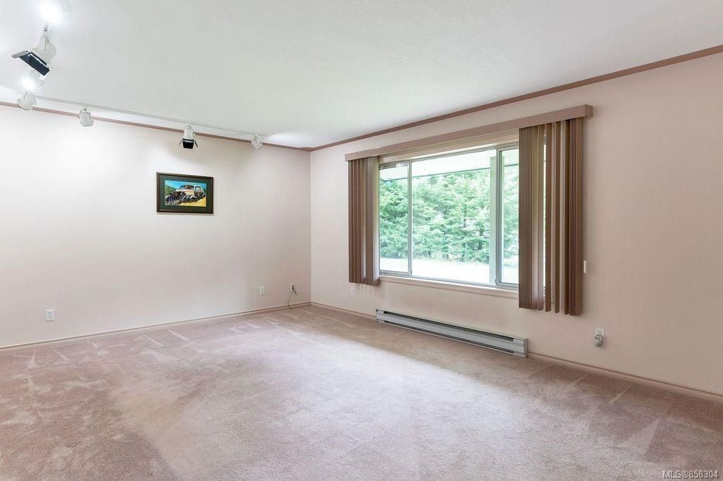 listing image 16042783636919902099