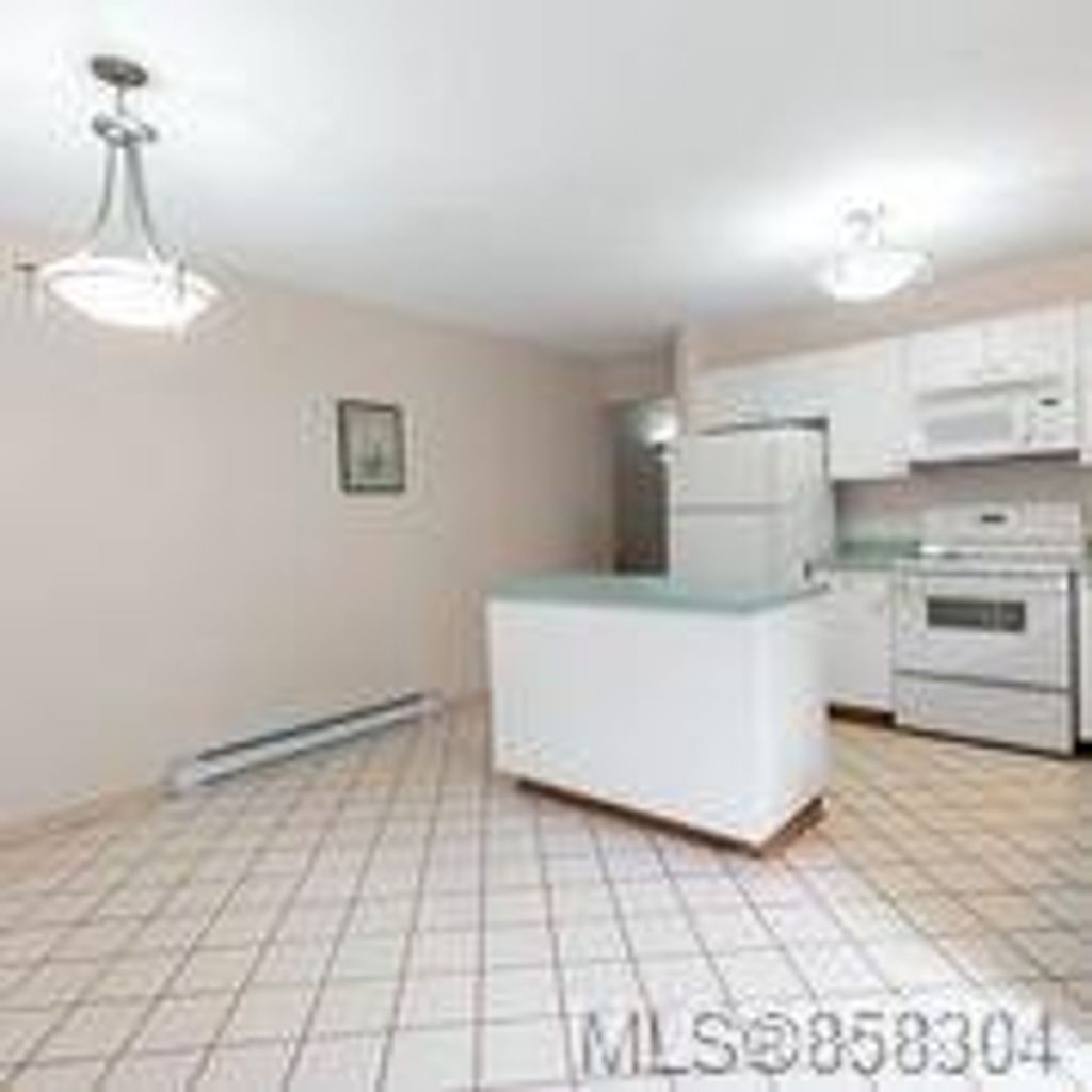 listing image 16045356197017998458