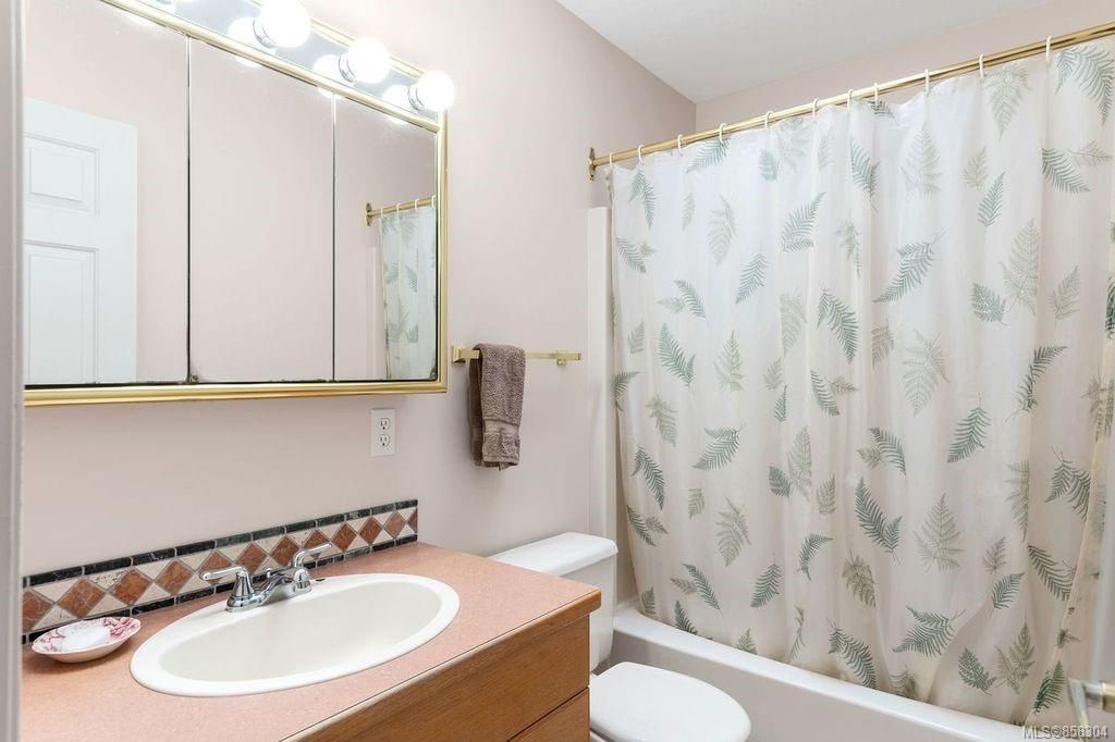 listing image 16046151244279063088