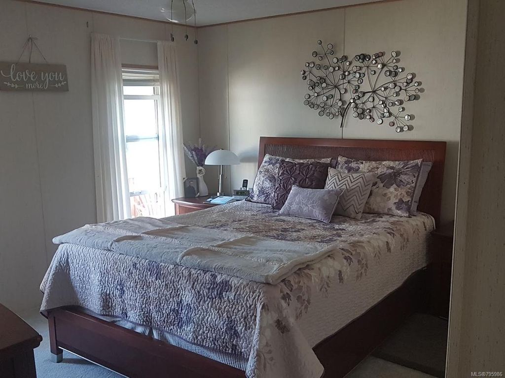 listing image 16047468115232089145