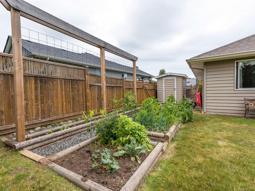 listing image 16046214534589855243