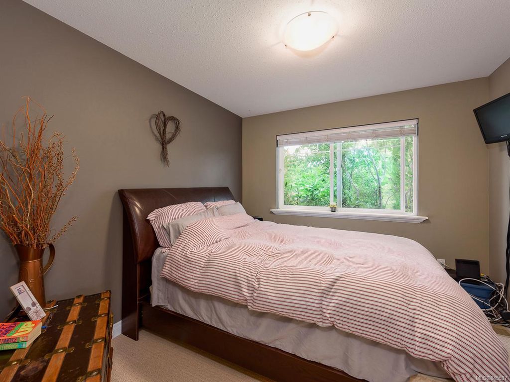 listing image 16045837154498532872