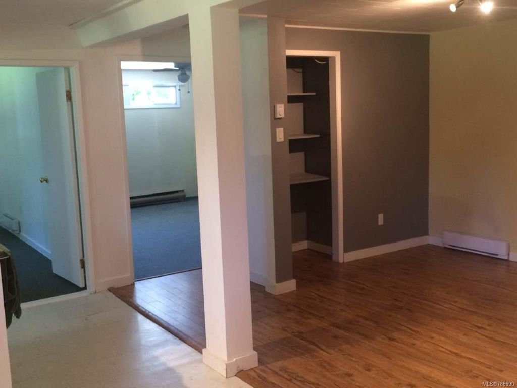 listing image 16048198415770950123