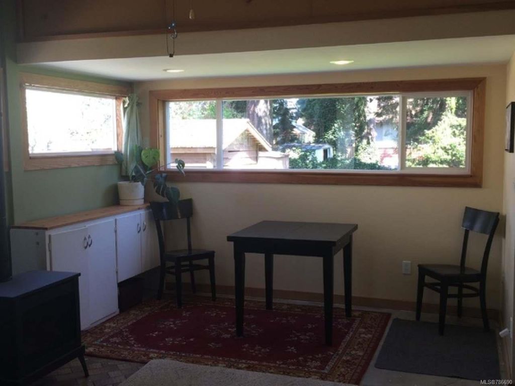 listing image 16044036997284823628