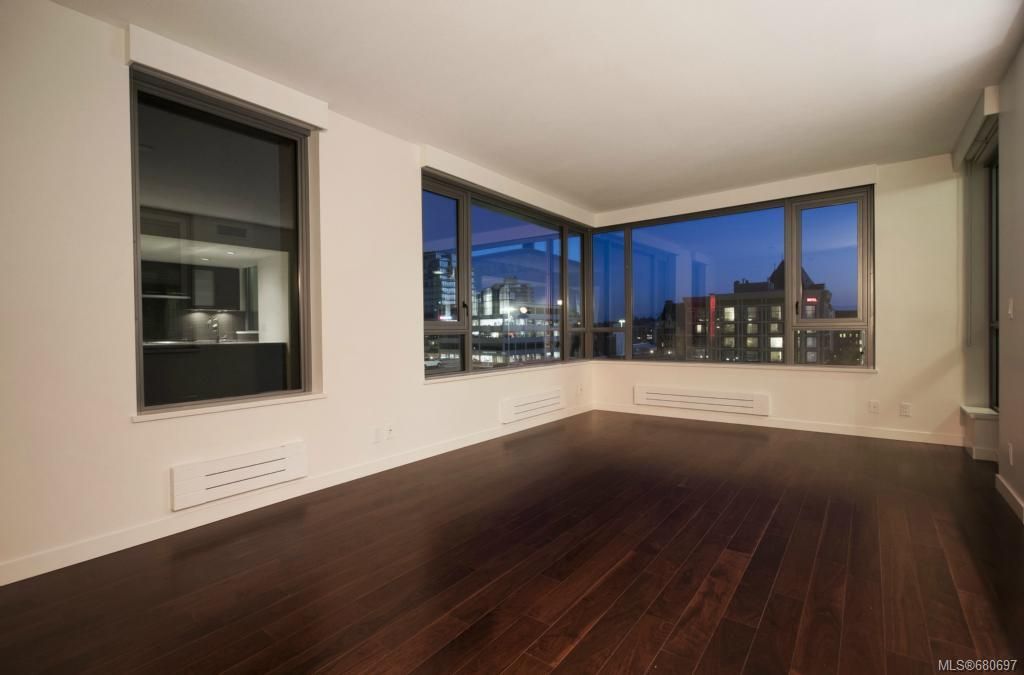 listing image 16043259548978063828