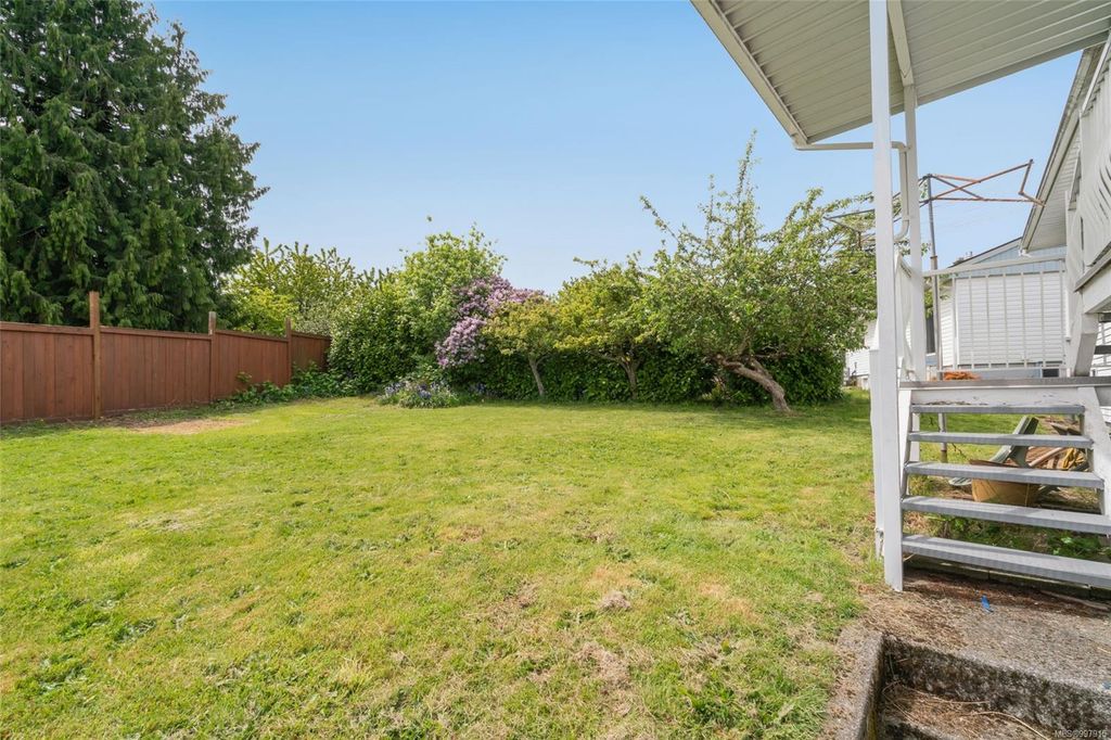 listing image 16047218983585876184