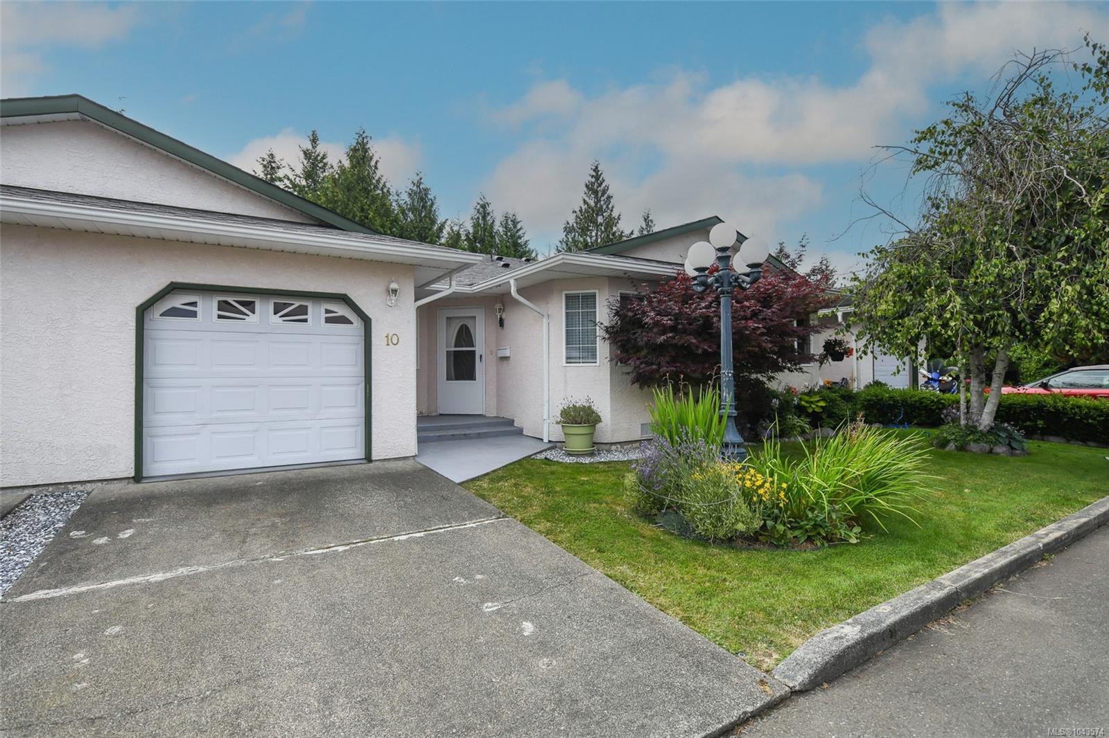 3355 First St 10