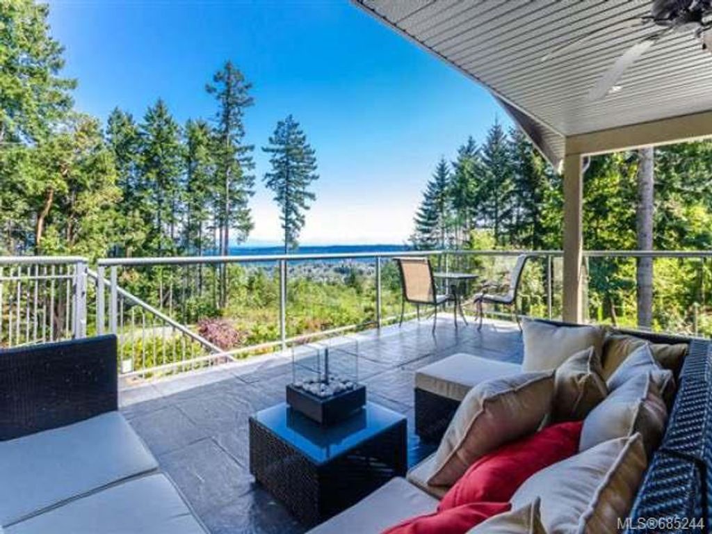 listing image 16043317614049477177