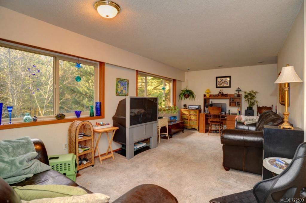 listing image 16049237236116842433