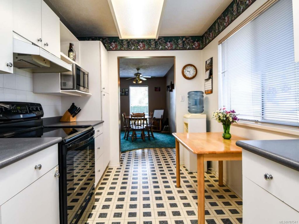 listing image 16047911205991265588
