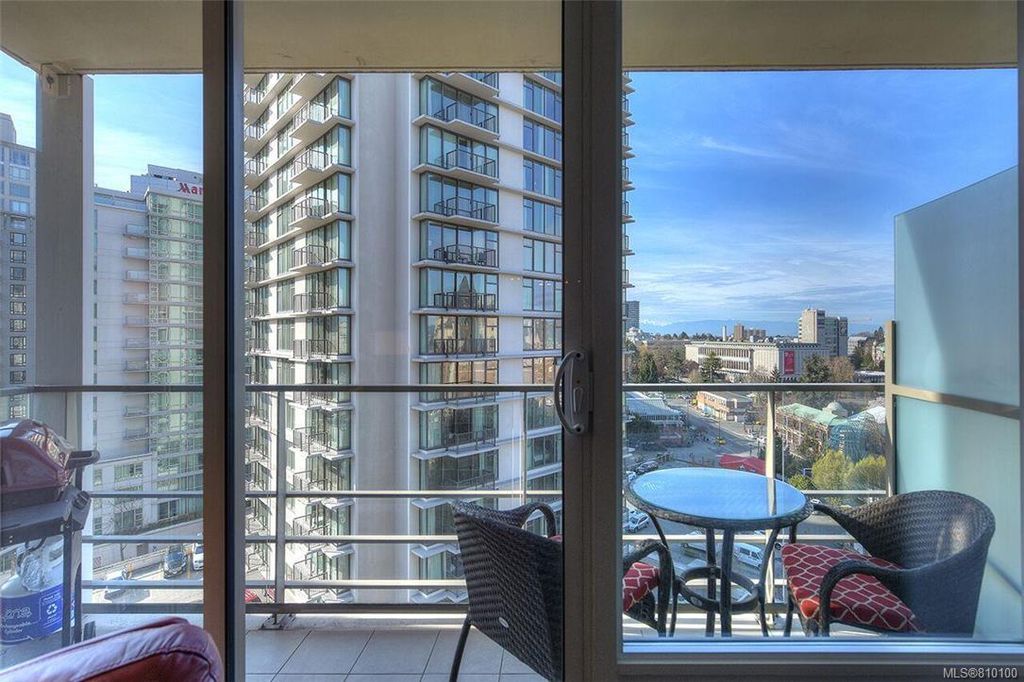 listing image 16041559240630