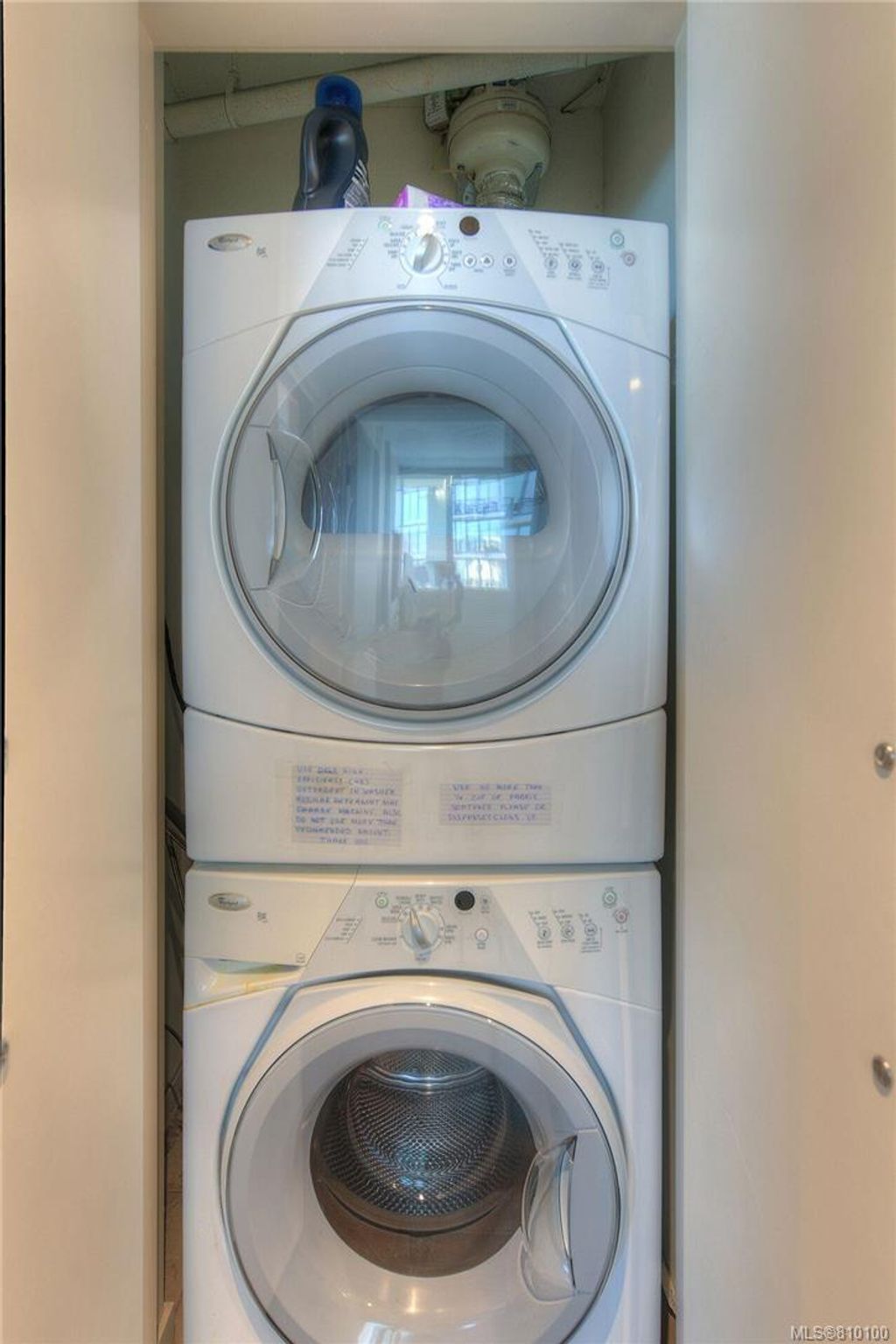 listing image 16042271782700