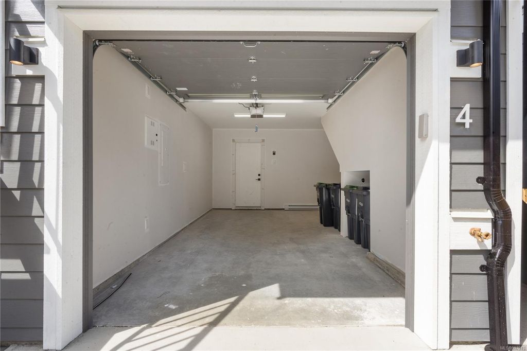listing image 16049682087035186744