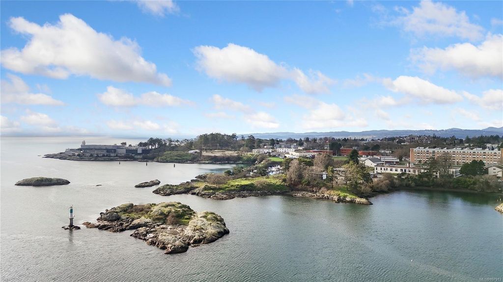 listing image 16040243499917147335