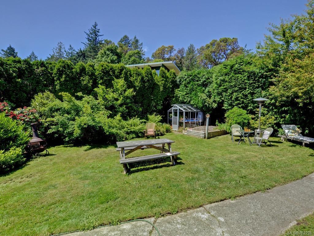 listing image 16046554029220176925