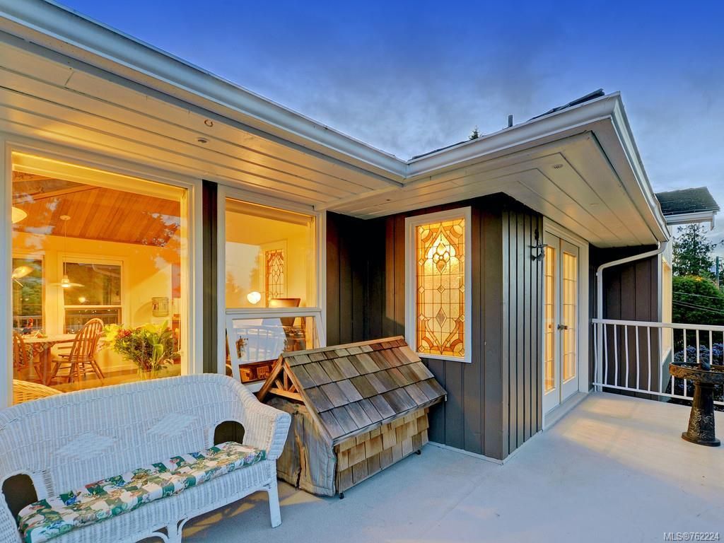 listing image 16044020218372239577