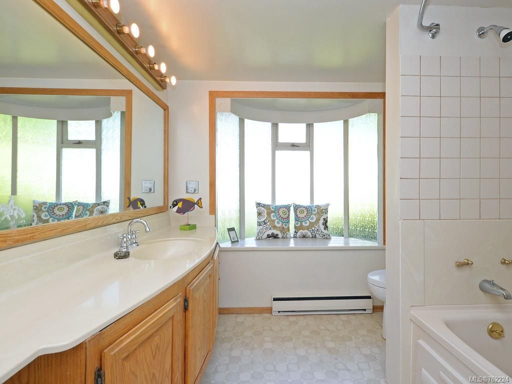 listing image 16043034974804114552