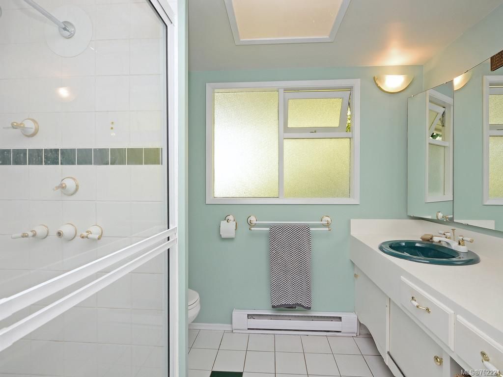 listing image 16042078312695791275