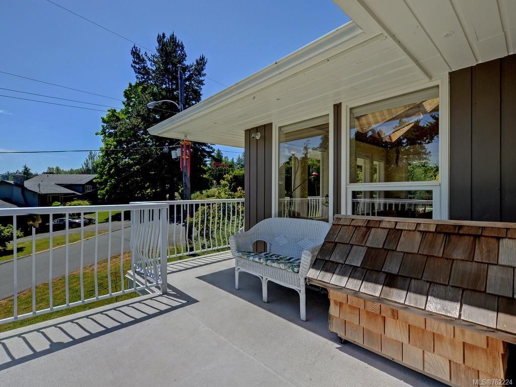 listing image 16044215291317713424