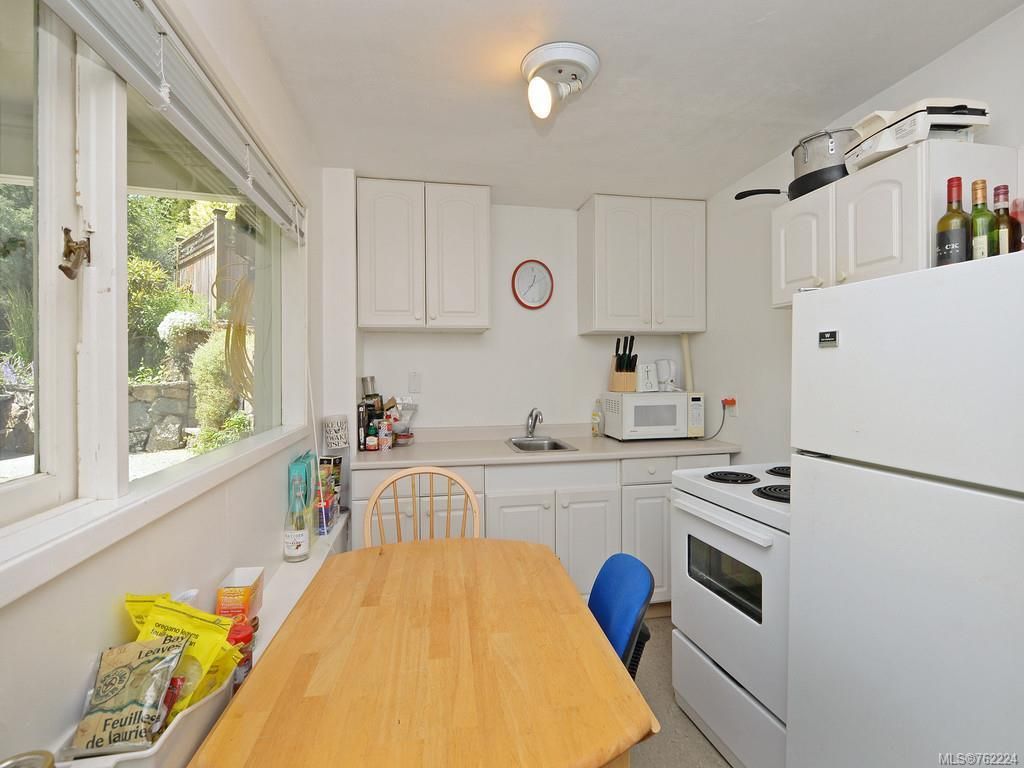 listing image 16043619964106581304