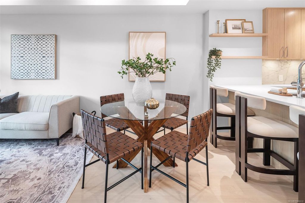 listing image 16040455887036489200