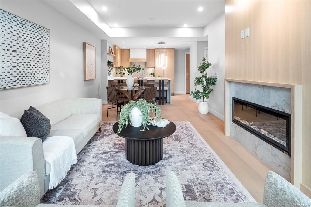 listing image 16048813805373131149