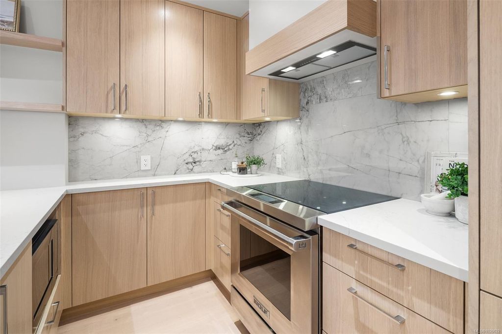 listing image 16046138349433977605