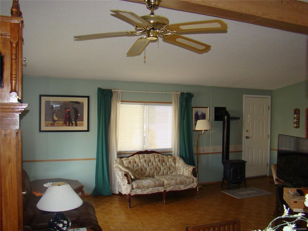 listing image 16046400305853354609