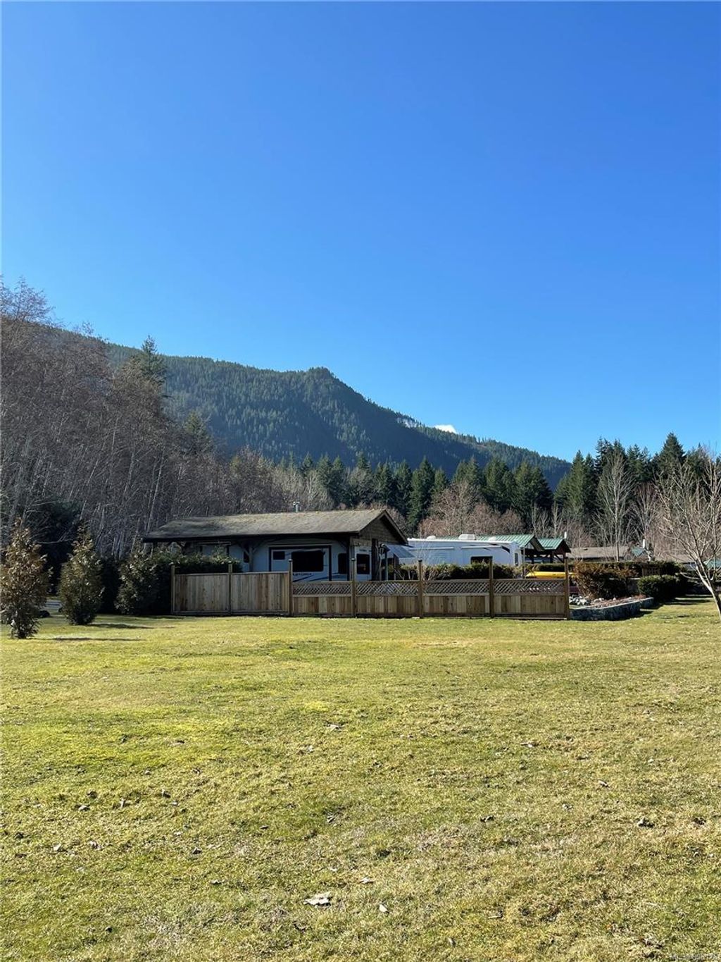 listing image 16041469121331