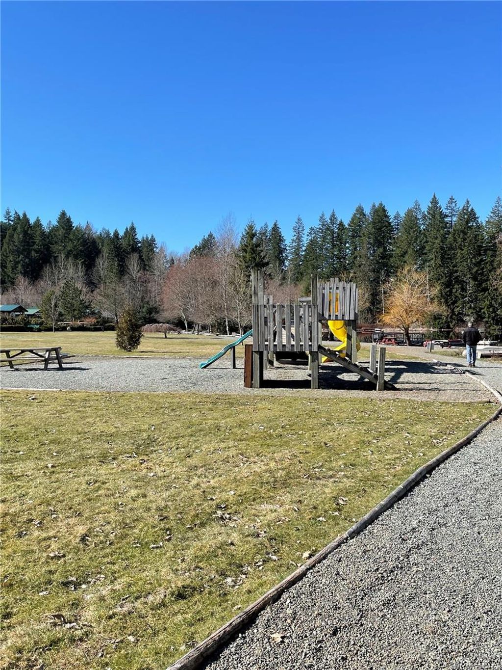 listing image 16041962702516