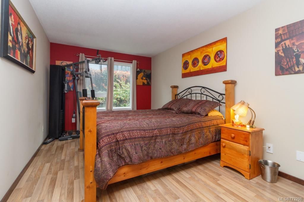 listing image 16041767075505517113