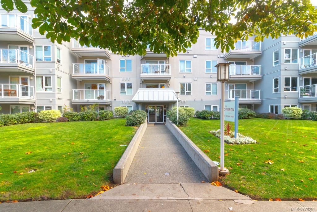 listing image 16041056104036847007