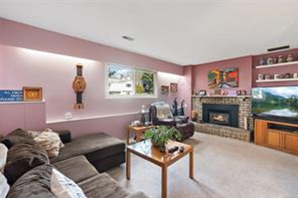 listing image 16048546121895536157