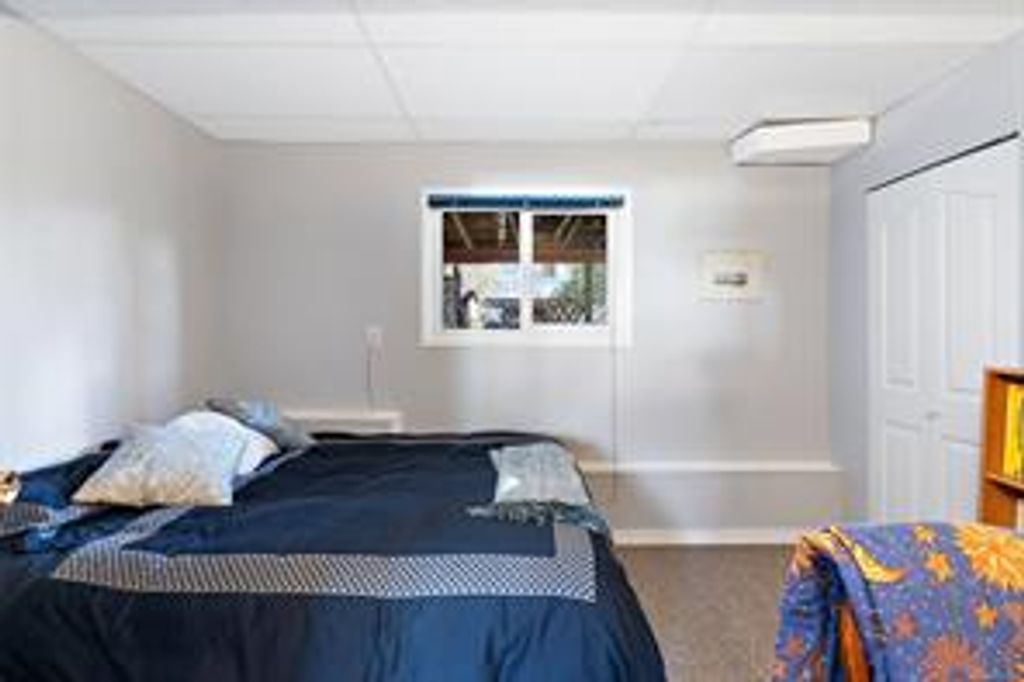 listing image 16047336462168506262