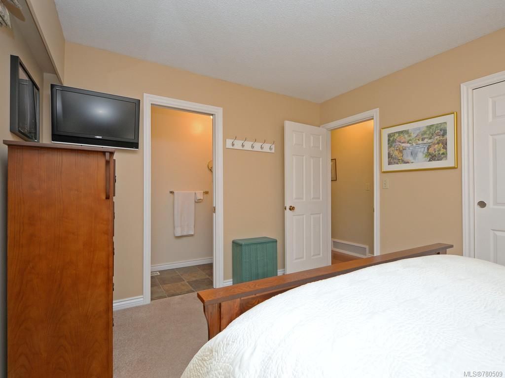 listing image 16044494970347040984