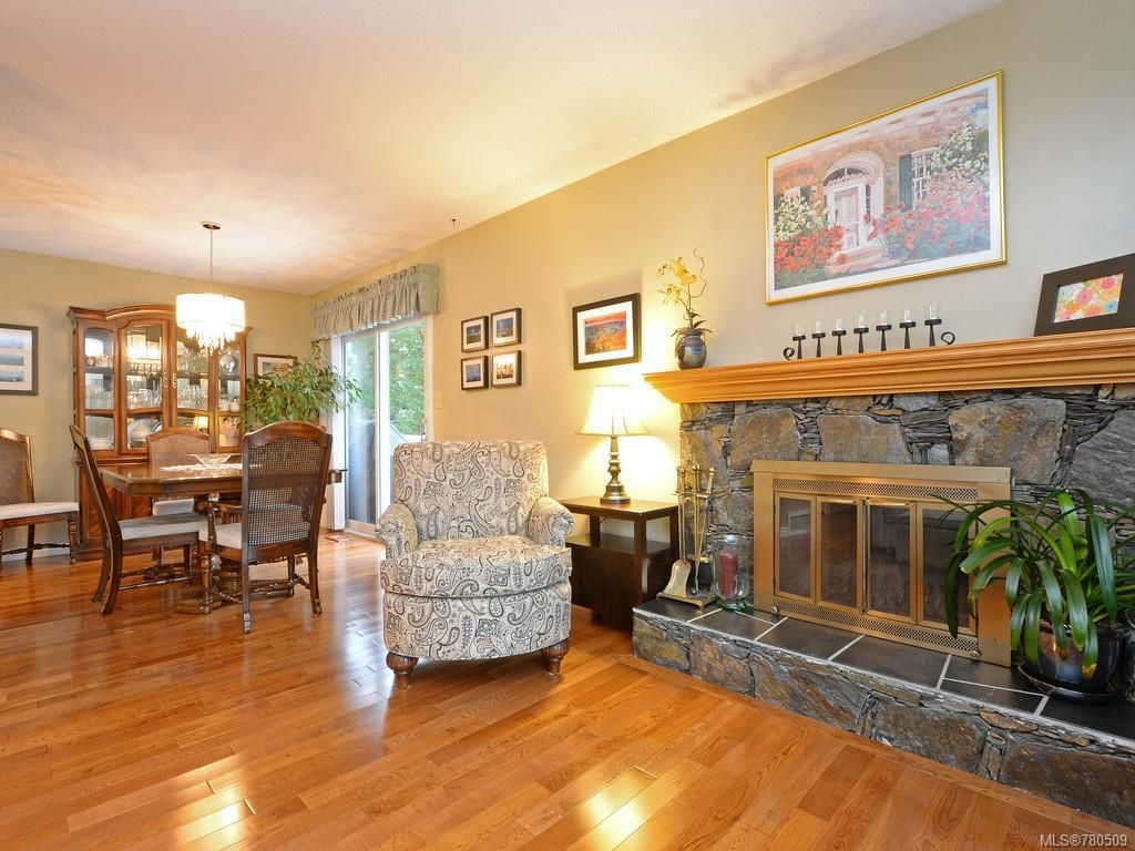listing image 16043718933517962955