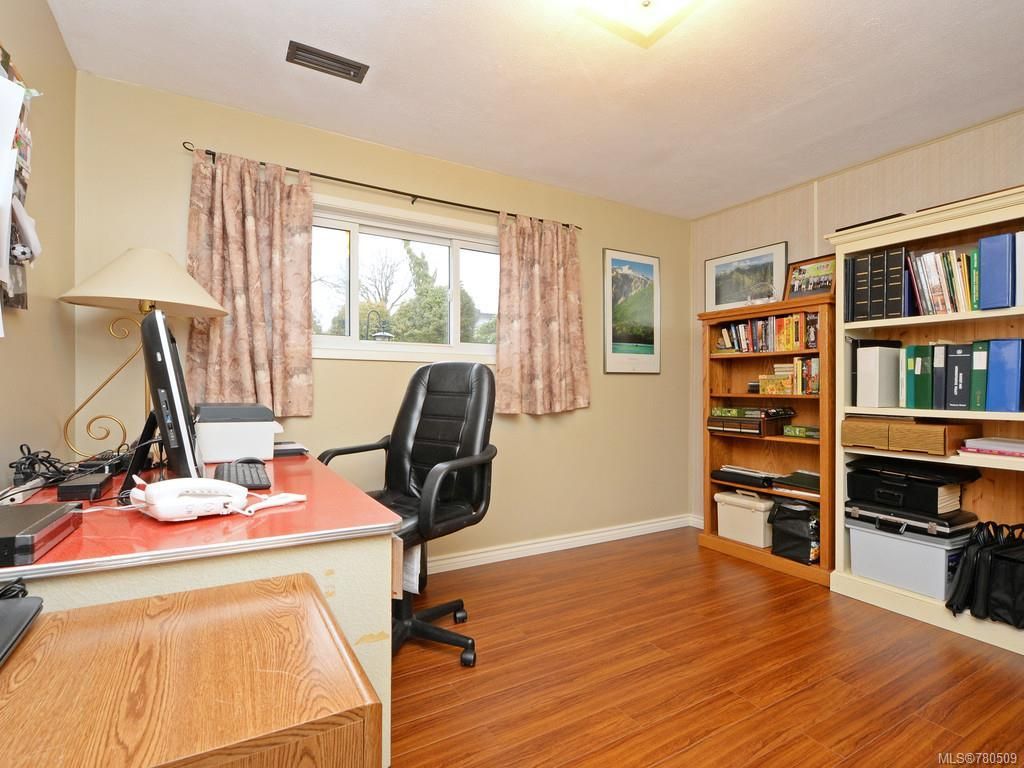 listing image 16041609420693051034