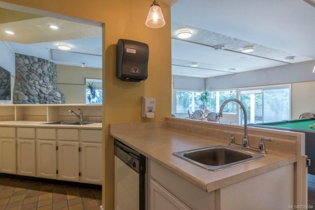 listing image 16042865979859798216