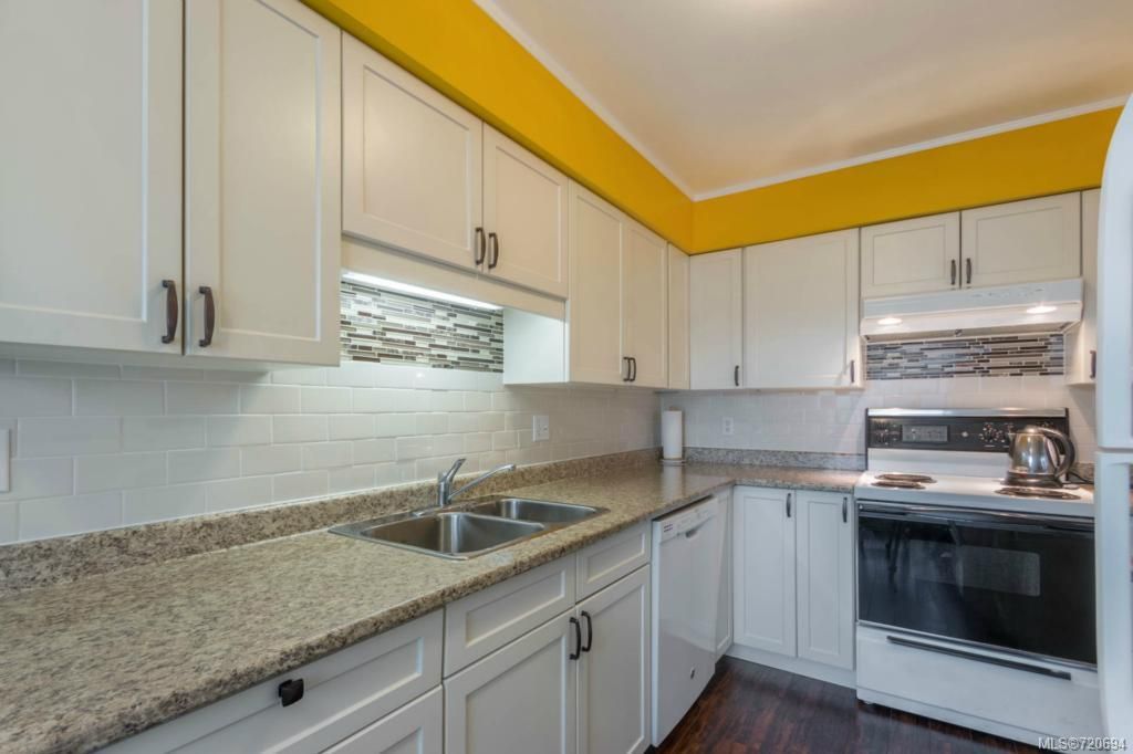 listing image 16045335538899458621
