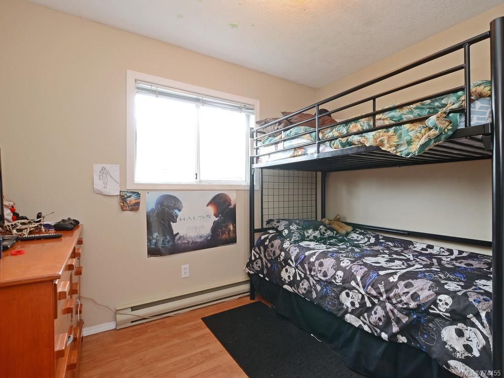 listing image 16046359018714697476