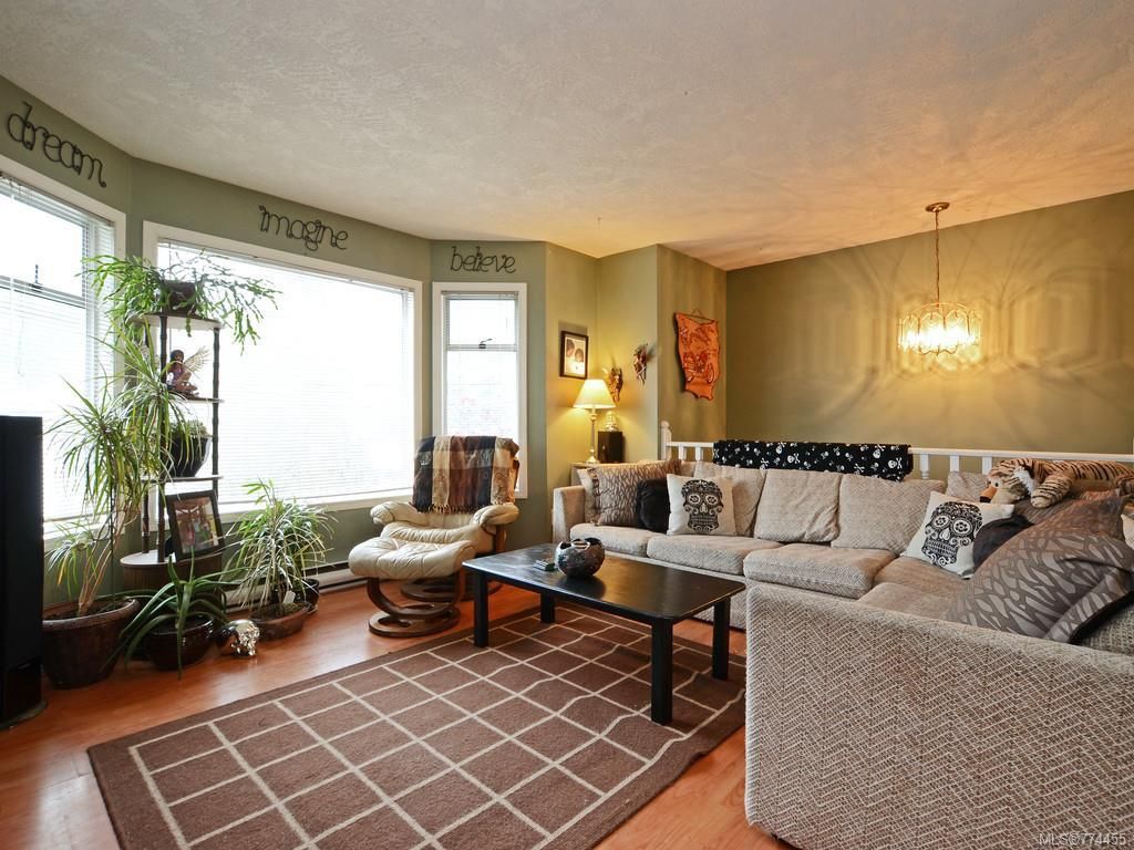 listing image 16044512028865292310